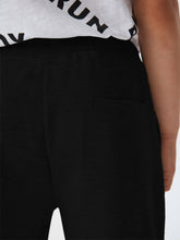 Lade das Bild in den Galerie-Viewer, Shorts Gerafa
