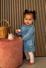 Lade das Bild in den Galerie-Viewer, Dress Hearts Jog Denim
