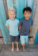 Lade das Bild in den Galerie-Viewer, T-shirt Tasma
