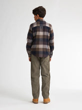Lade das Bild in den Galerie-Viewer, Shirt SIL417
