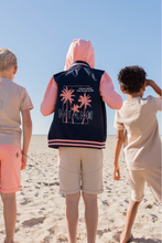 Lade das Bild in den Galerie-Viewer, Vest Vaaz
