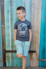 Lade das Bild in den Galerie-Viewer, T-shirt Tar
