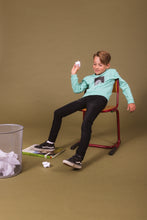 Lade das Bild in den Galerie-Viewer, Sweater Dan

