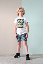 Lade das Bild in den Galerie-Viewer, T-shirt  Maik
