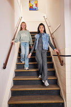 Lade das Bild in den Galerie-Viewer, INDIANBLUEJEANS_AW25_127

