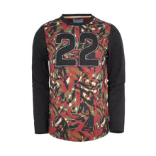 Lade das Bild in den Galerie-Viewer, Longsleeve Harm
