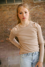 Lade das Bild in den Galerie-Viewer, Longsleeve Rana
