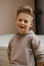 Lade das Bild in den Galerie-Viewer, Hoodie Sjon
