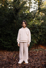 Lade das Bild in den Galerie-Viewer, Hoodie Vera
