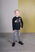 Lade das Bild in den Galerie-Viewer, Longsleeve Hector
