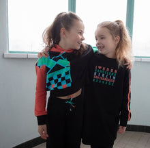 Lade das Bild in den Galerie-Viewer, Hoodie Zuzanna
