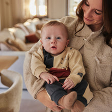 Lade das Bild in den Galerie-Viewer, Sweater + Broek O56630
