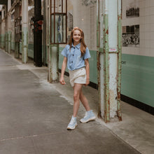 Lade das Bild in den Galerie-Viewer, Jeans Blouse P54008
