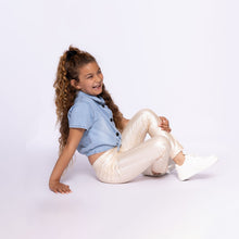 Lade das Bild in den Galerie-Viewer, Jeans Blouse P54008
