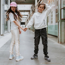 Lade das Bild in den Galerie-Viewer, Tregging P54075
