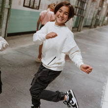 Lade das Bild in den Galerie-Viewer, Sweater P54158
