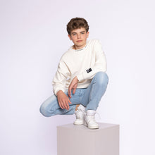 Lade das Bild in den Galerie-Viewer, Sweater P54158
