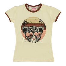 Lade das Bild in den Galerie-Viewer, T-shirt Page
