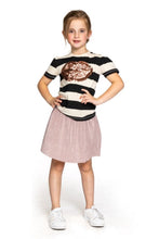 Lade das Bild in den Galerie-Viewer, T-shirt Raissa
