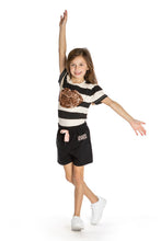 Lade das Bild in den Galerie-Viewer, T-shirt Raissa
