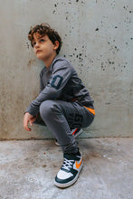 Lade das Bild in den Galerie-Viewer, Sweater Siebe
