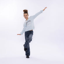Lade das Bild in den Galerie-Viewer, Sweater O56024
