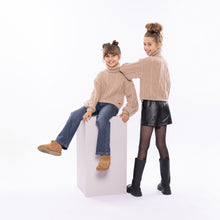 Lade das Bild in den Galerie-Viewer, Sweater O56085
